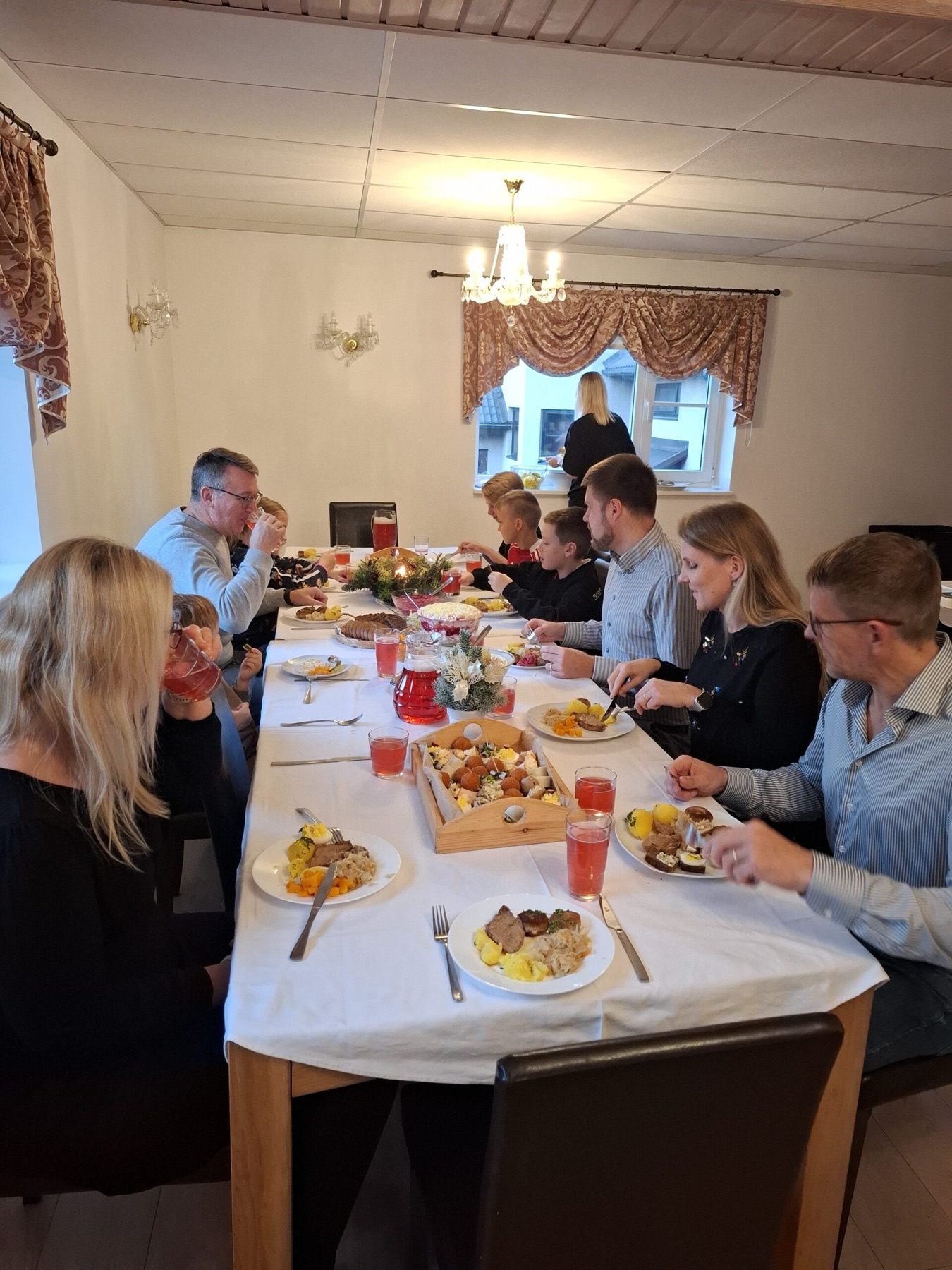 Söögisaal ja ühised õhtusöögid – pilt 2/5